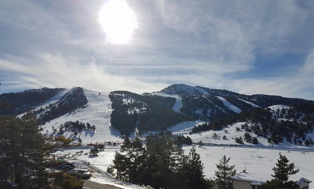 Apartment Face Aux Pistes Gréolières-les-Neiges Exteriör bild